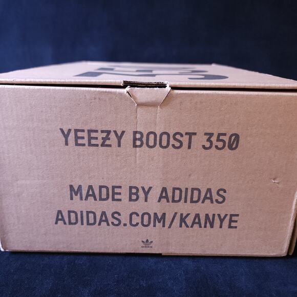 Mens Size 11.5 adidas Yeezy Boost 350 V2 Low Bred Black Shoes Authentic CP9652 - Picture 11 of 13